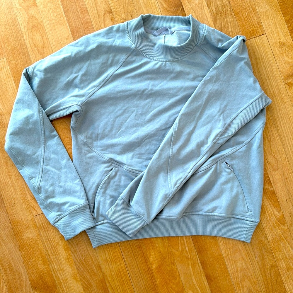 Lululemon sweatshirt